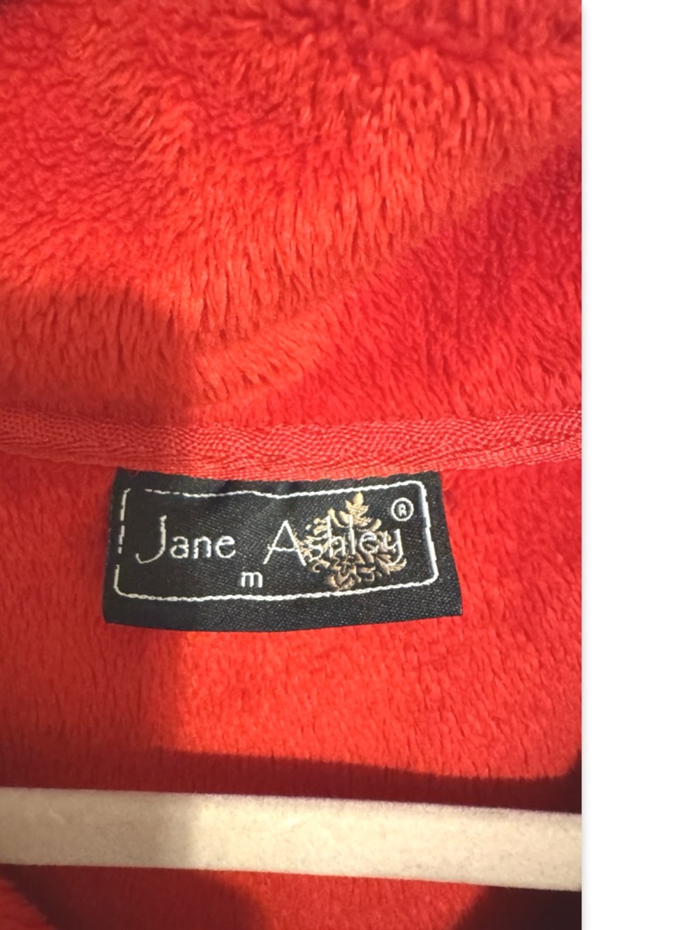 Jane Ashley Women’s Red Full Zip Fleece Jacket Size Medium - Picture 3 of 6